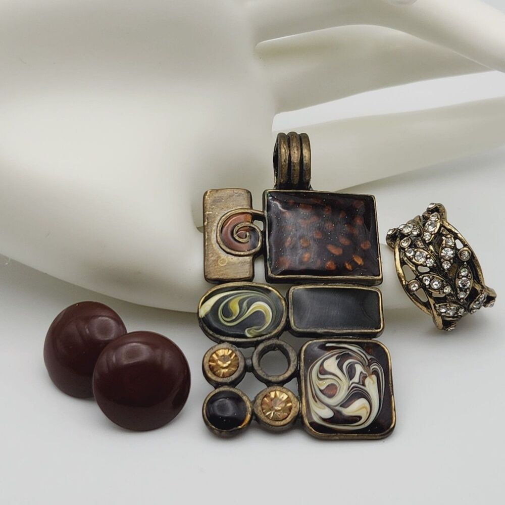 Premier Designs Pendant Ring Button Earring Enamel Rhinestone Set Ring Size 8.5
